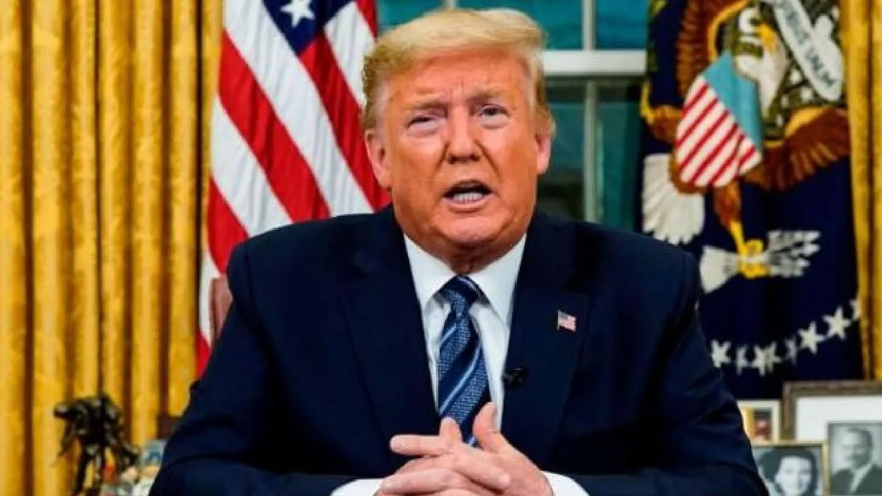 Трамп назвал Байдена мошенником из-за того, что он втянул США в «заваруху» с РФ