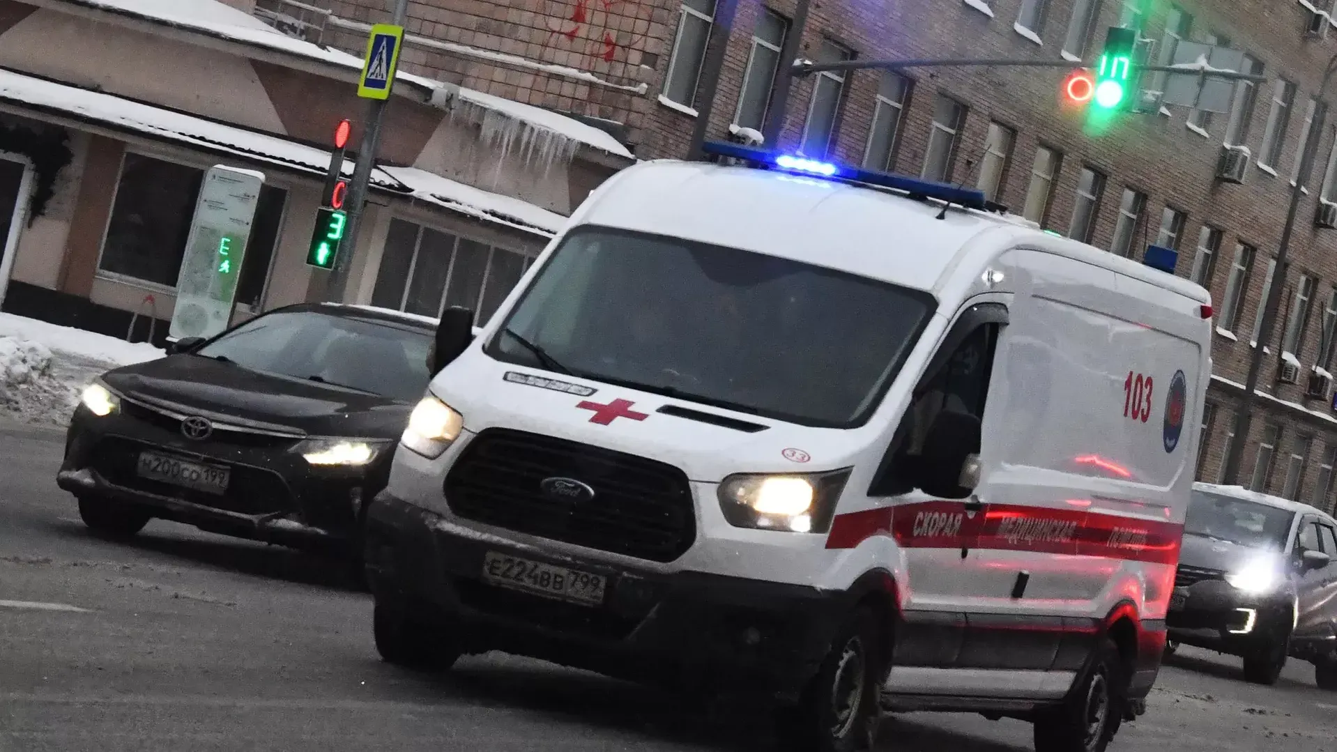 Два человека погибли от удара током в Санкт-Петербурге