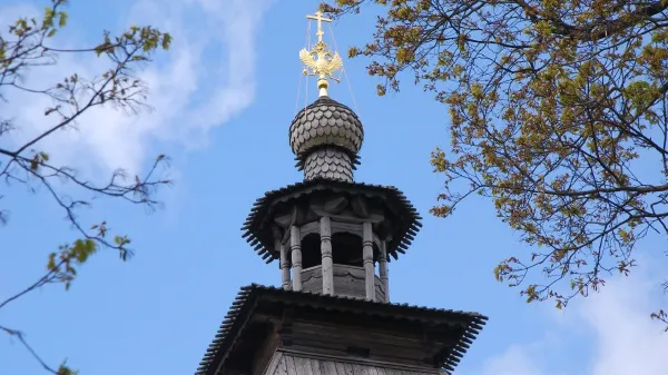 Красные ворота. Завершение шатра