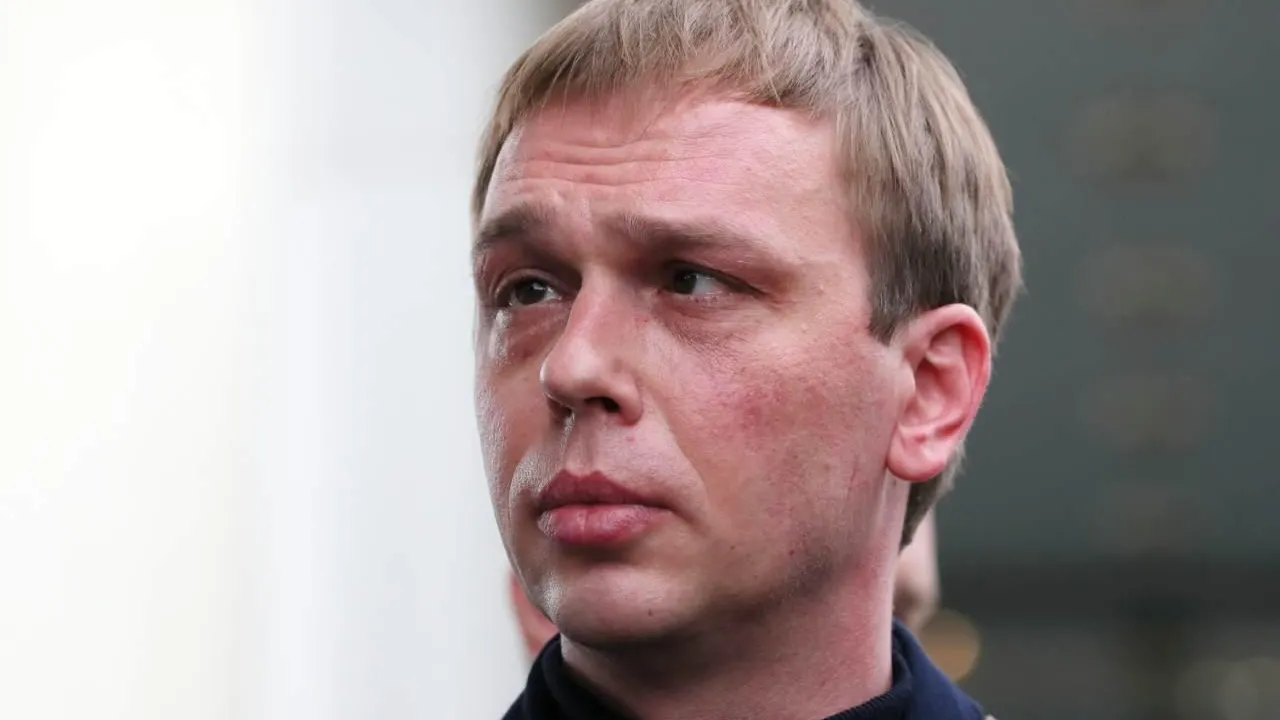 Трех экс-полицейских, осужденных по делу Голунова, выпустят из колонии