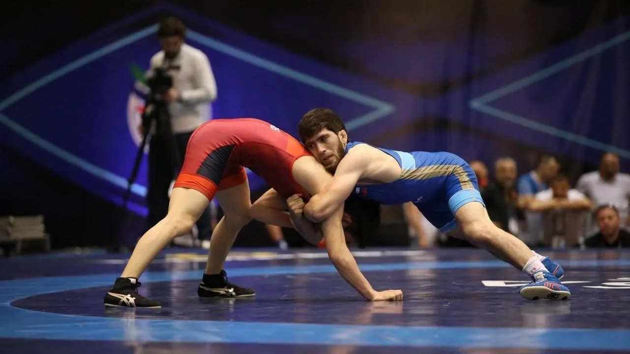Подмосковные спортсмены завоевали пять наград на чемпионате по вольной борьбе