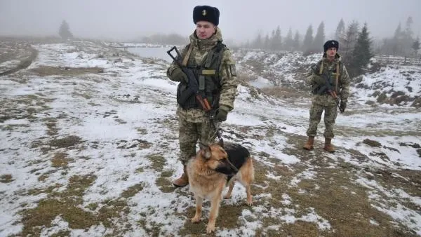 На Украине водитель хотел задавить пограничников
