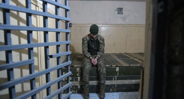 Завершение конфликта на Украине: массовая сдача ВСУ в плен и бунты в тылу подрывают позиции Киева