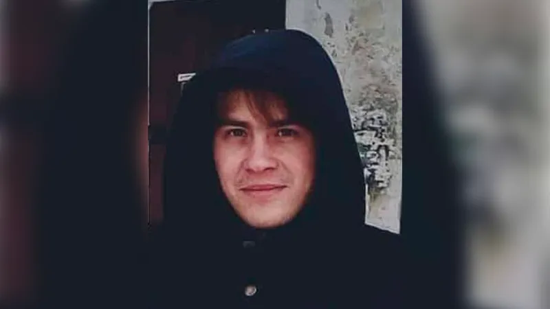Сломал позвоночник, развелся, сел в колонию: мать бойца ЧВК рассказала о пути сына к искуплению