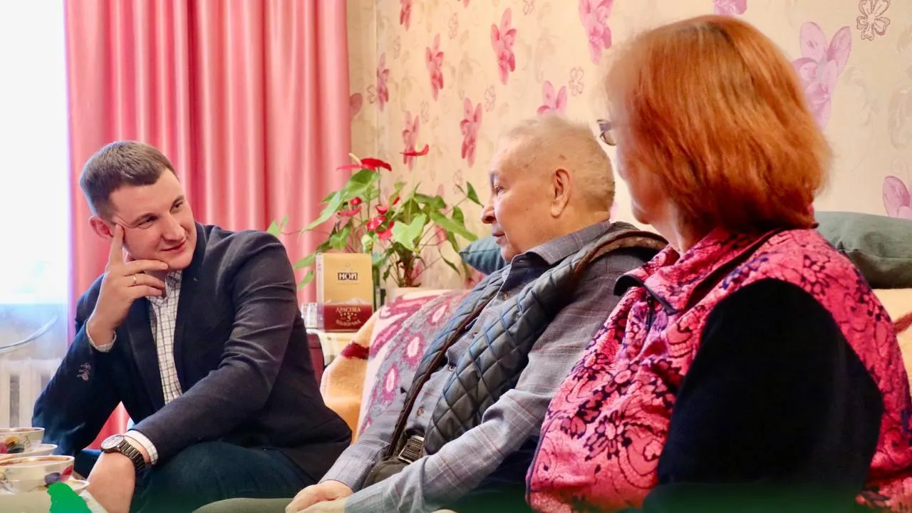 Глава Павлово-Посадского городского округа поздравил ветерана с 87-летием