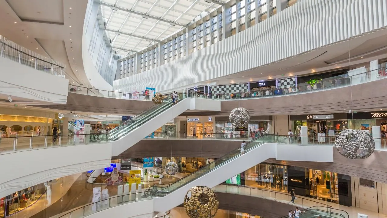 IBC Real Estate: в России резко снизится количество новых торговых центров