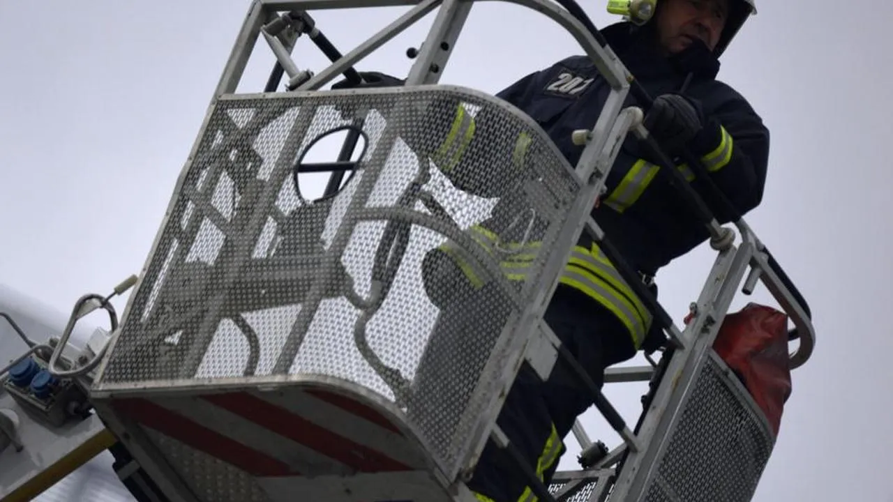 Пламя охватило Афипский НПЗ после ночной атаки беспилотников на Кубани