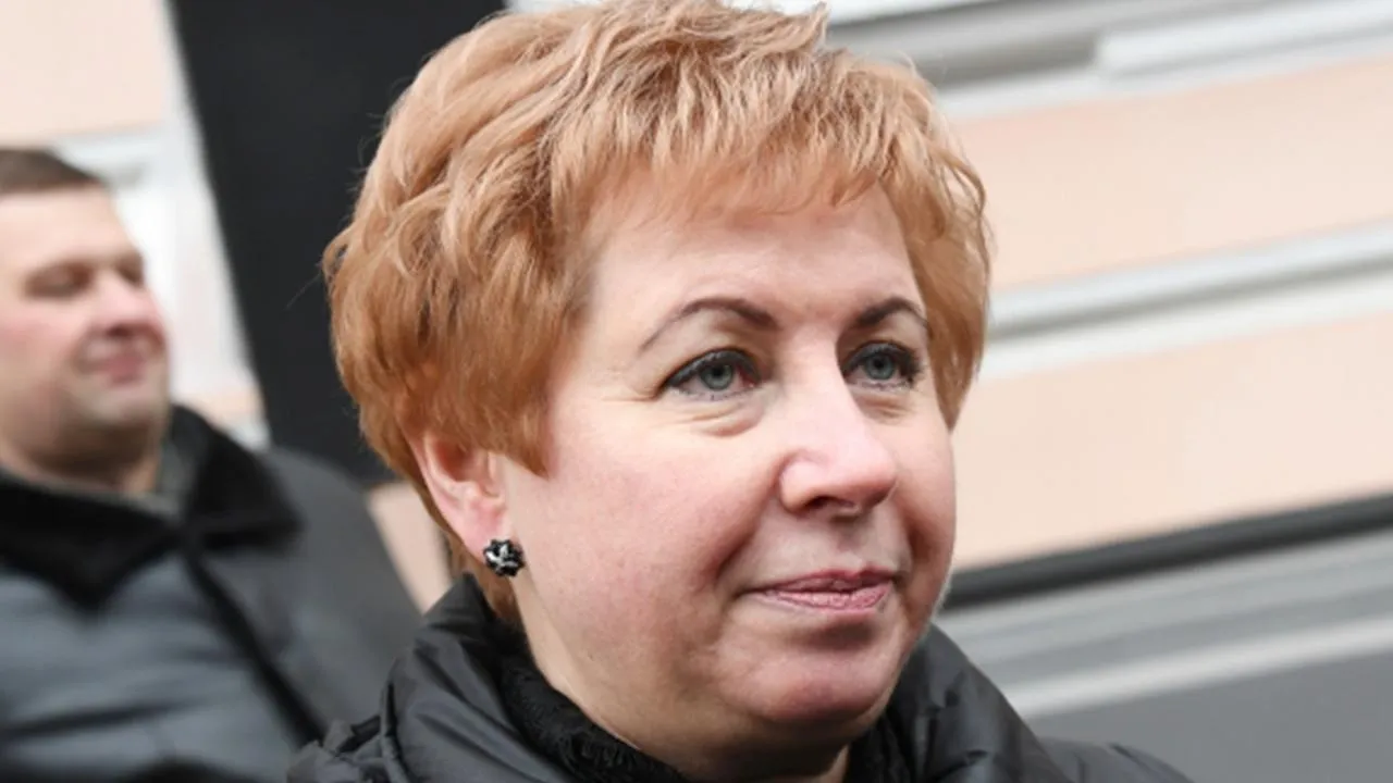 Вдова Этуша уехала из Москвы в Геленджик с троюродной сестрой