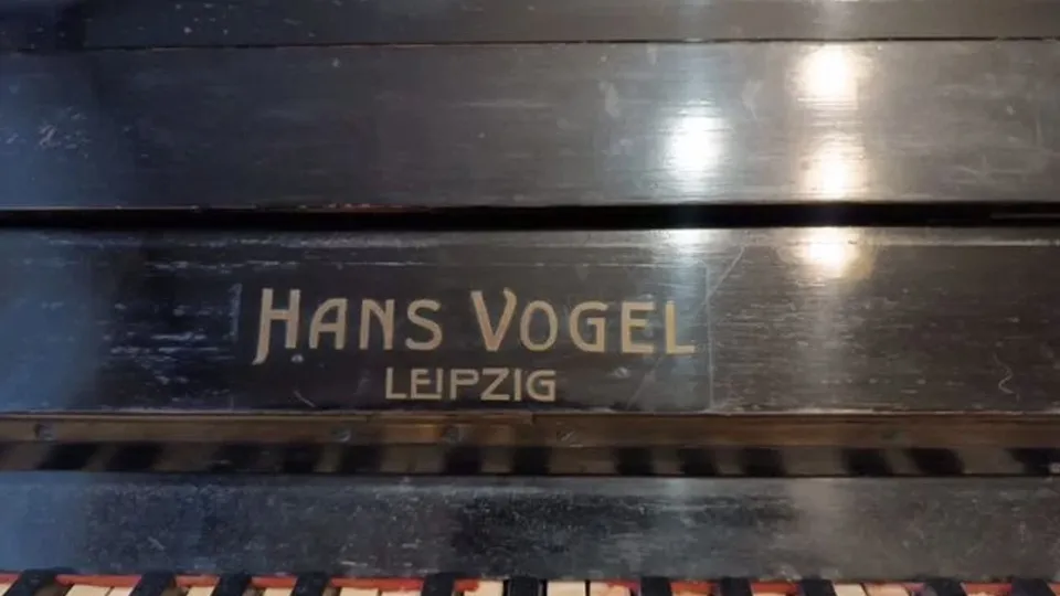 Фото: городская доска объявлений