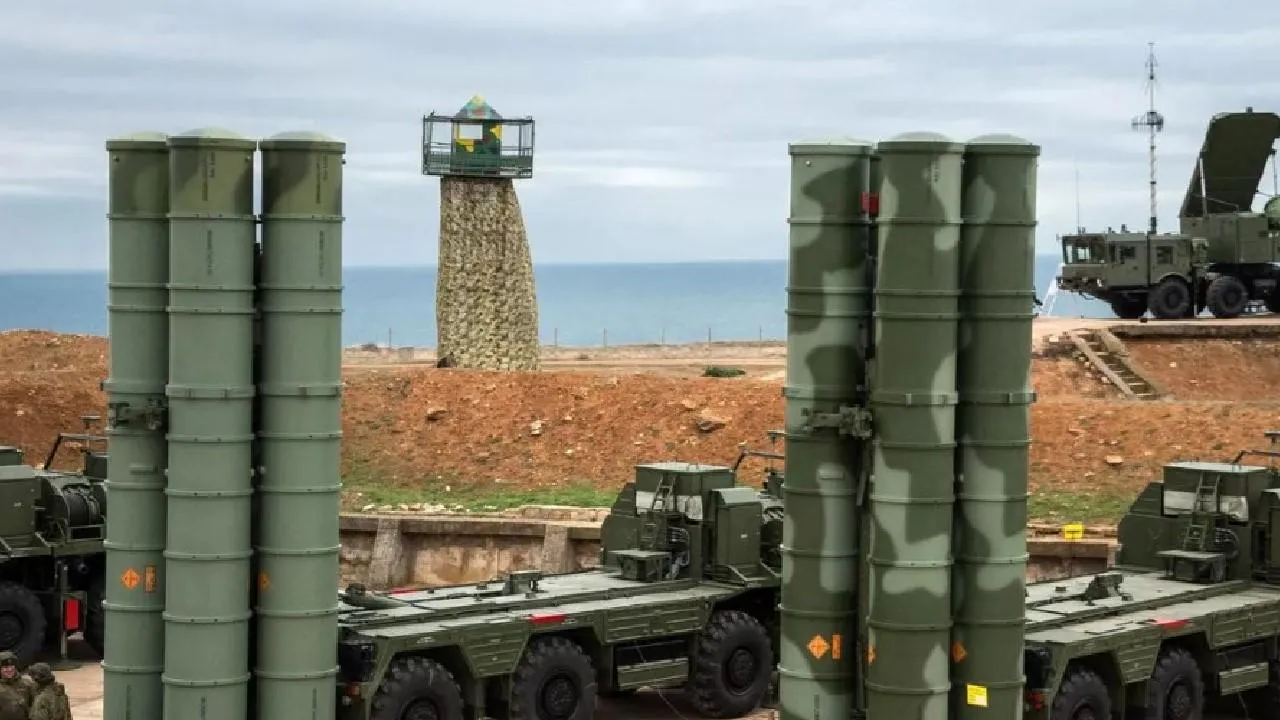 На северо-западе Крыма сбили вражеский беспилотник