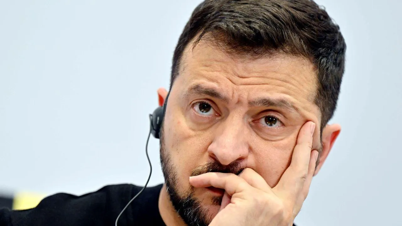 Издание Junge Welt обвинило Зеленского в двуличии