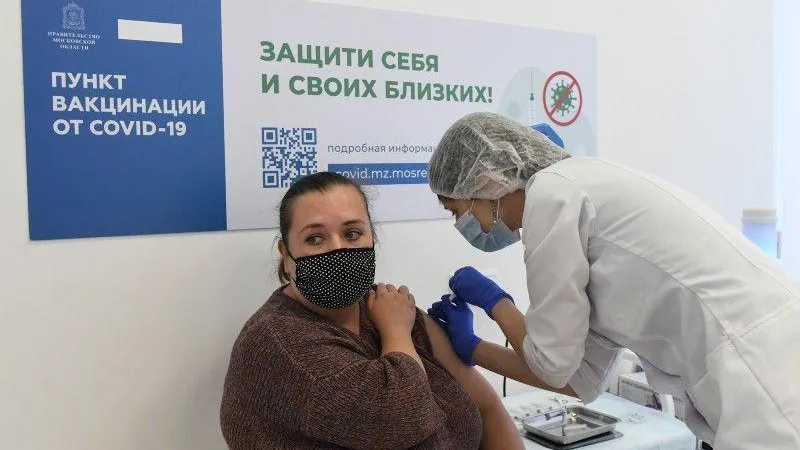 Губернатор рассказал об увеличении числа желающих сделать прививку от коронавируса