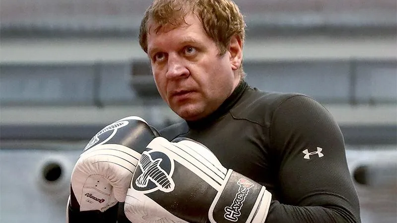 Камил Гаджиев: «Емельяненко в руках «Ахмата», но недавно ситуация для него была нехорошей»