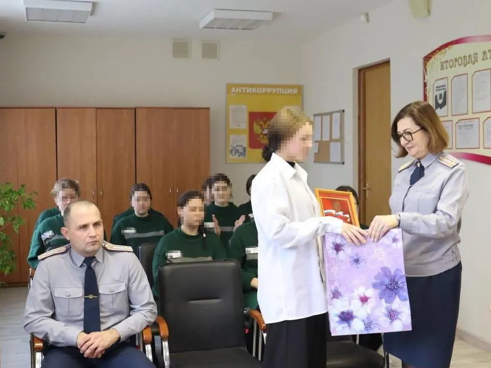 «Амнистия души»: воспитанницы колонии из Подмосковья завоевали Гран-при фестиваля ФСИН танцем «Дым»