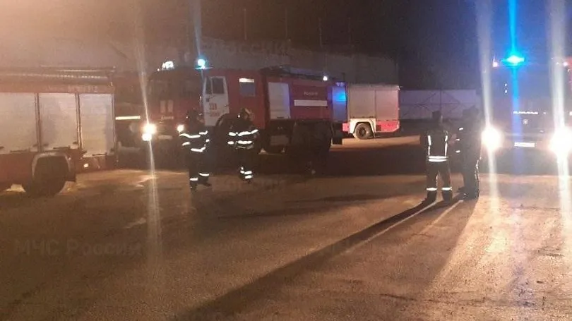 Склад с одеждой загорелся в подмосковном Красноармейске