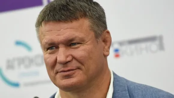 Олег Тактаров:  шансы у Нурмагомедова и Макгрегора стремятся к 50/50