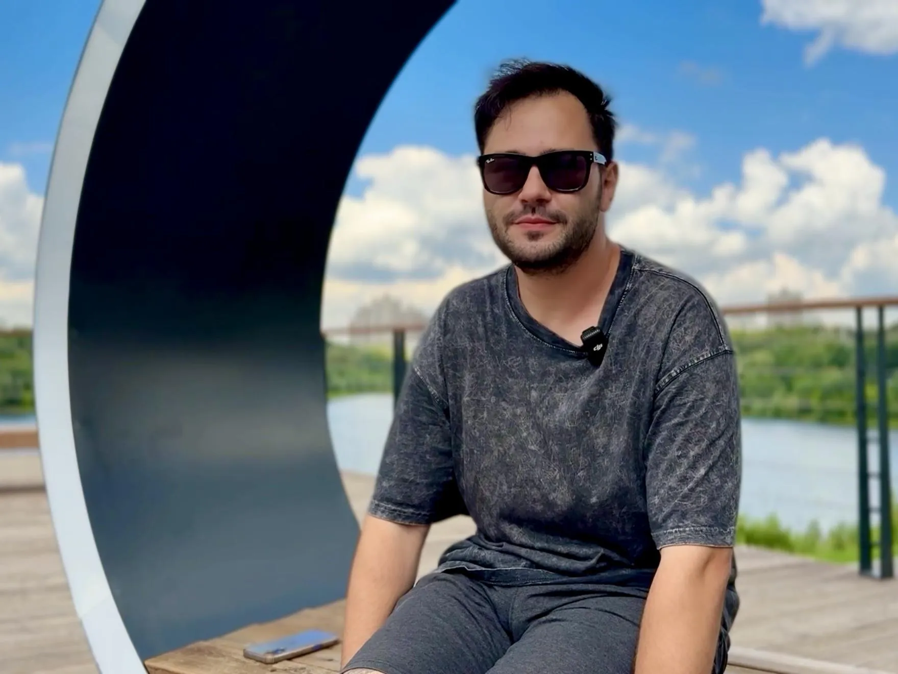 Дмитрий, автор рисунков.&nbsp;Фото: Ольга Стаферова