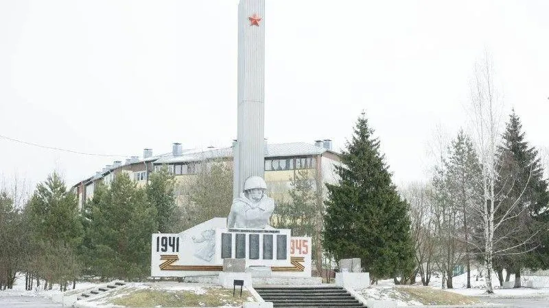 Сквер с мемориальным комплексом обновят в Кубинке