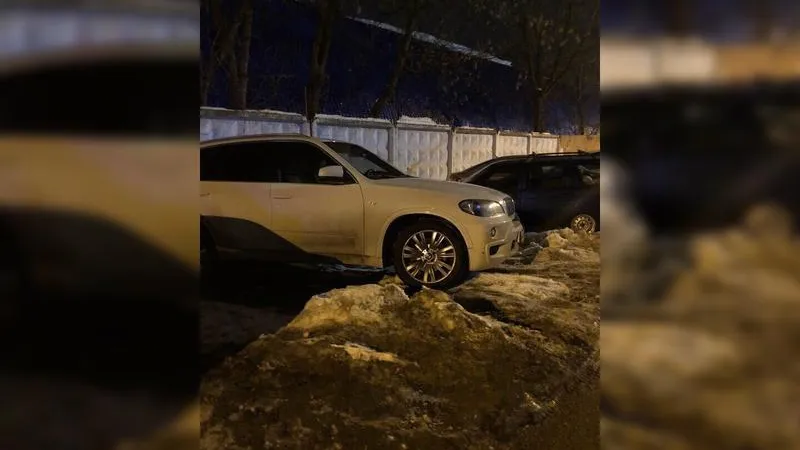 Девушка из Королева обещает 150 000 рублей тому, кто найдет ее угнанный BMW 