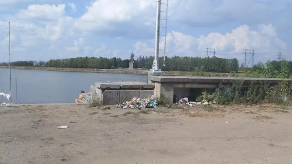 Грязь на канале им. Москвы обошлась в 120 тыс штрафов