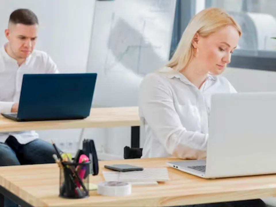 «Большинство адаптируется»: эксперт раскрыла пользу экспериментальной рабочей недели