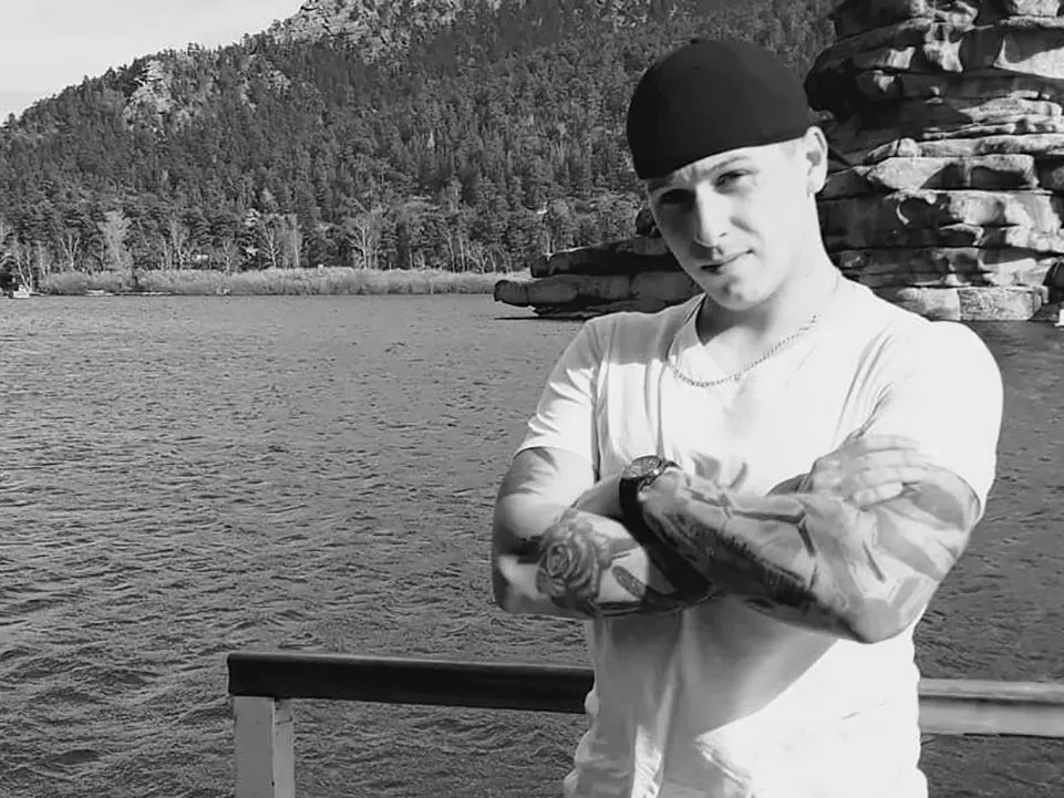 «Ты не бойся, я вернусь»: жених наврал невесте, чтобы подменить товарища в опасном задании на СВО