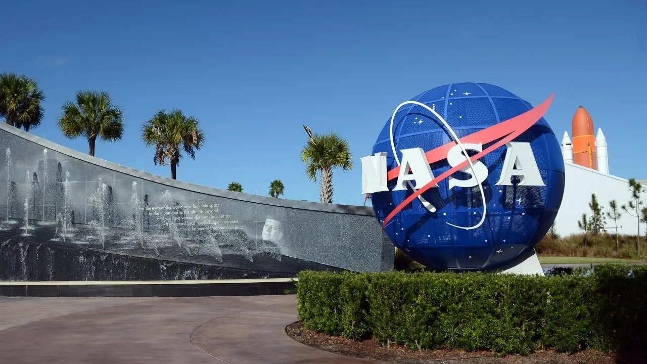 NASA не станет отказываться от сотрудничества с Россией