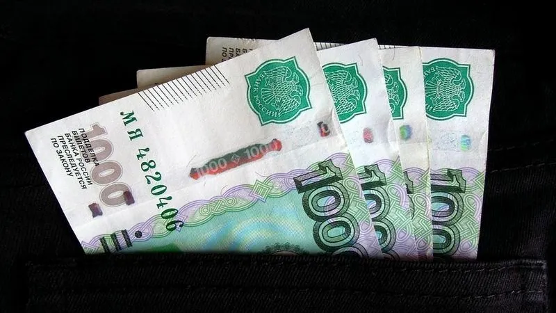 Средняя зарплата в Подмосковье выросла на 8% - до 56 тысяч