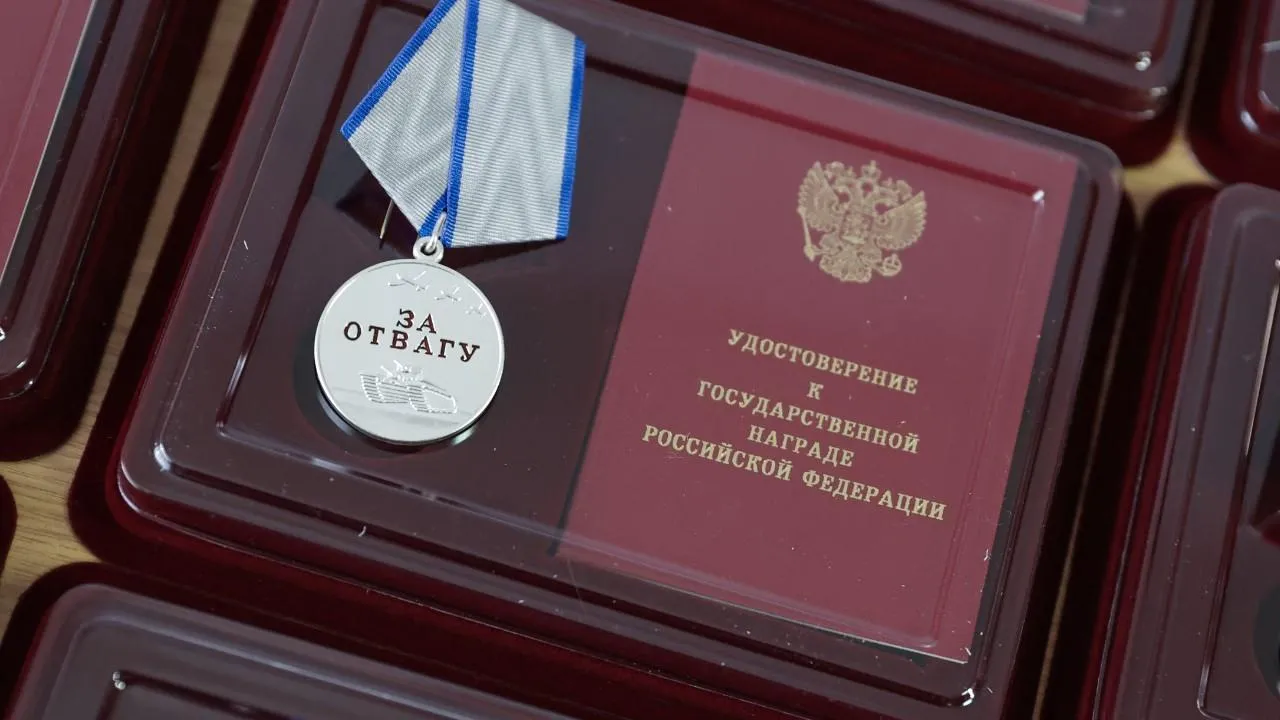 Российские военные получили награды за отражение атак ВСУ у Работино