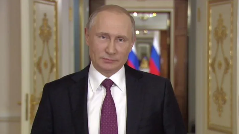 Почти 100 тысяч просмотров собрало видеообращение Путина к выпускникам 