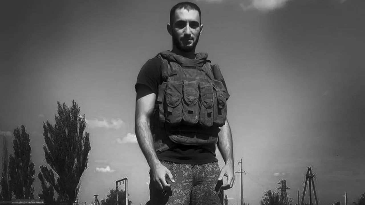 «Не говори маме»: боец скрыл тяжелое ранение и отказался ехать в госпиталь, чтобы не бросать своих