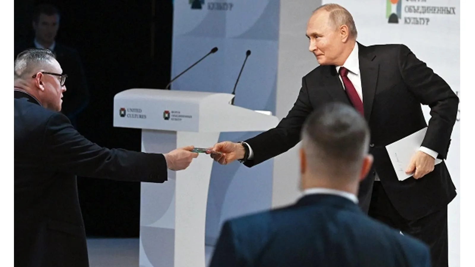 Висенте Барриентос и президент России Владимир Путин. Павел Бедняков