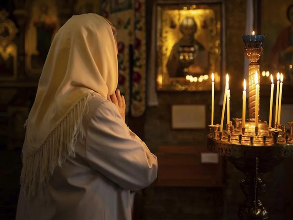 «Не будет лишним сходить в церковь»: священник объяснил, как определить человека, в которого вселилась темная сила