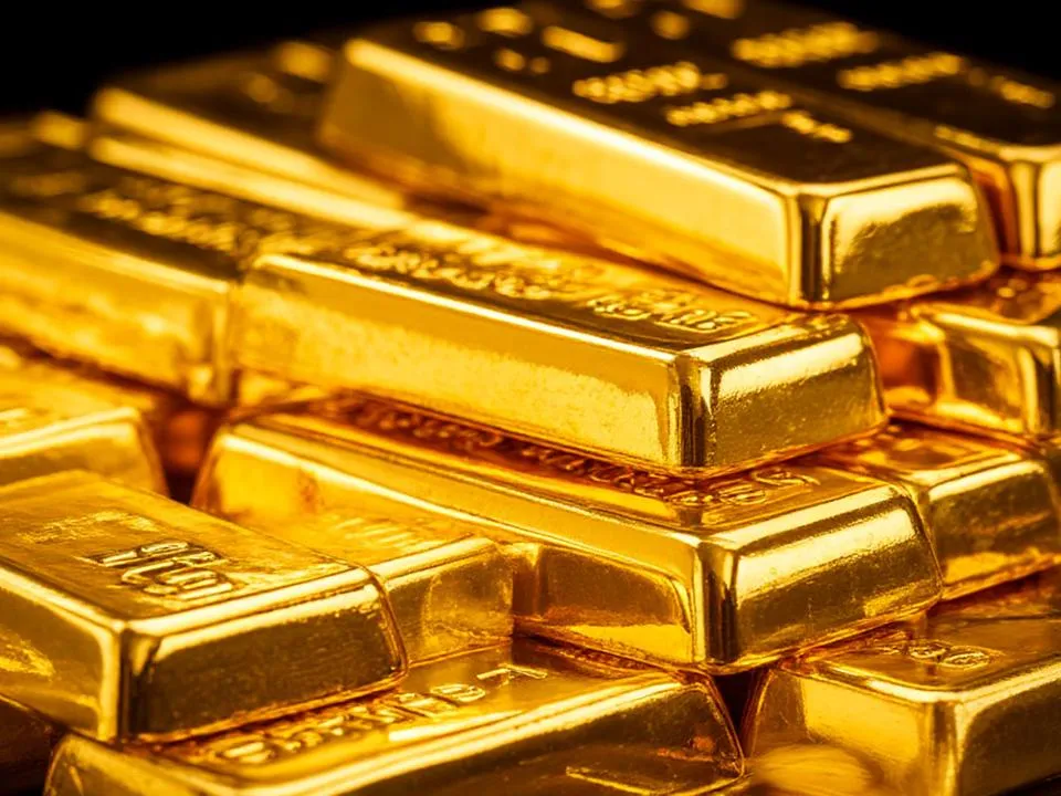 «Важно не упустить момент»: цена золота достигла максимума — стоит ли продавать металл сейчас