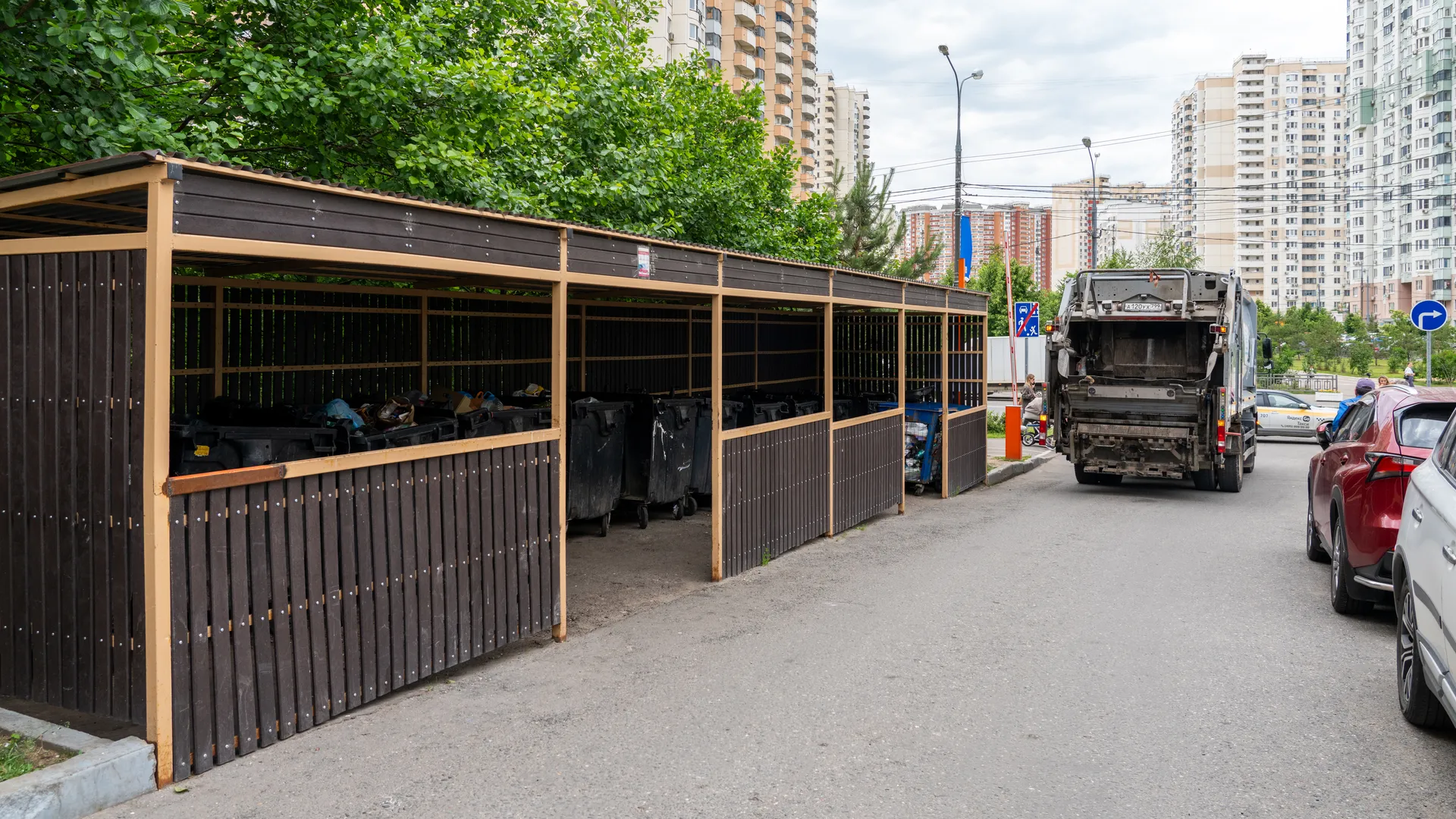 Контейнерные площадки для сбора отходов в Красногорске