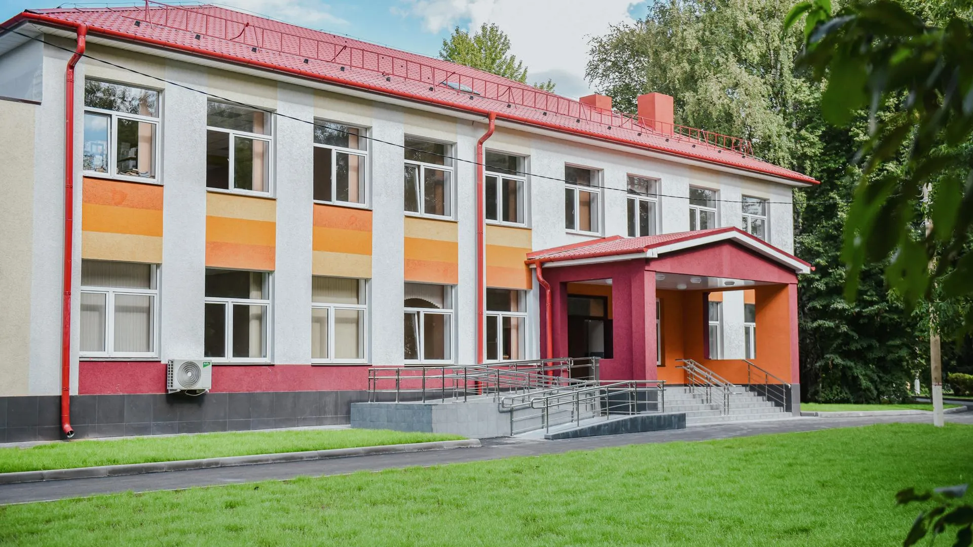 В Химках после капремонта открыли школу «Кадетский корпус»