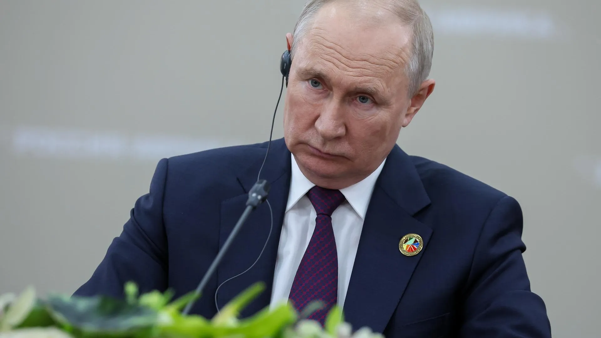 Путин заявил что России действует в соответствии с уставом ООН