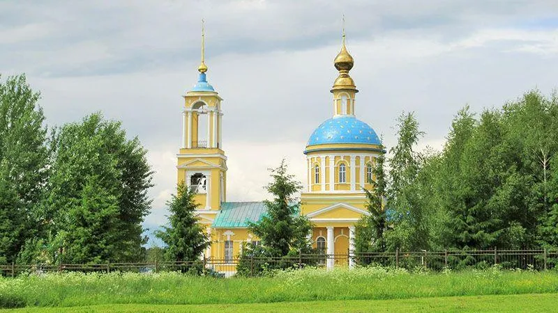 Никольская церковь в Бужаниново