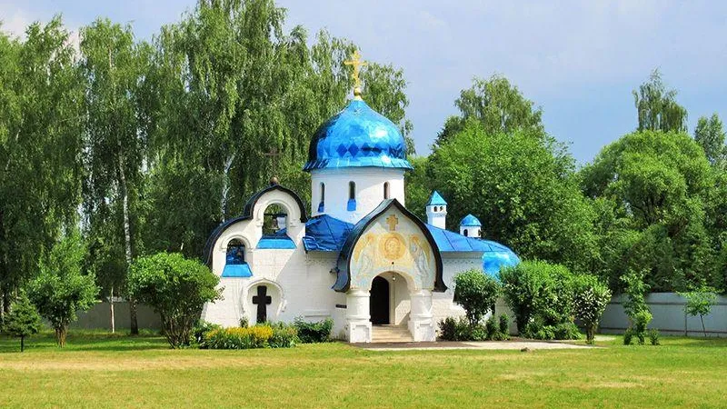 Церковь в селе Надовражино