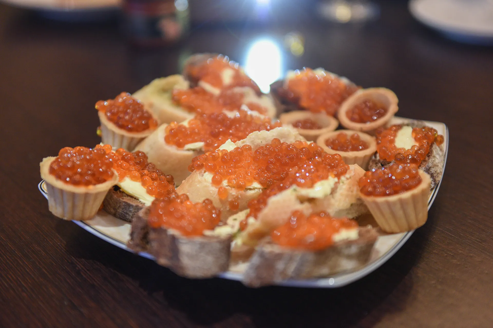 Эксперимент РИАМО: как выбрать красную икру на Новый год