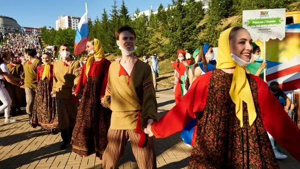 В Башкирии поставлен рекорд по самому большому хороводу в национальных костюмах