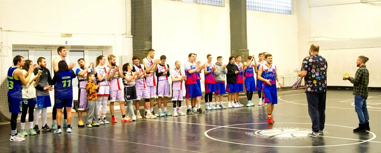 Фото: баскетбольная команда «Игуана».