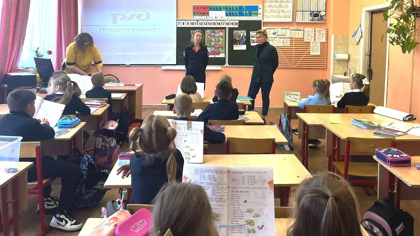 ЛОП на станции Кашира