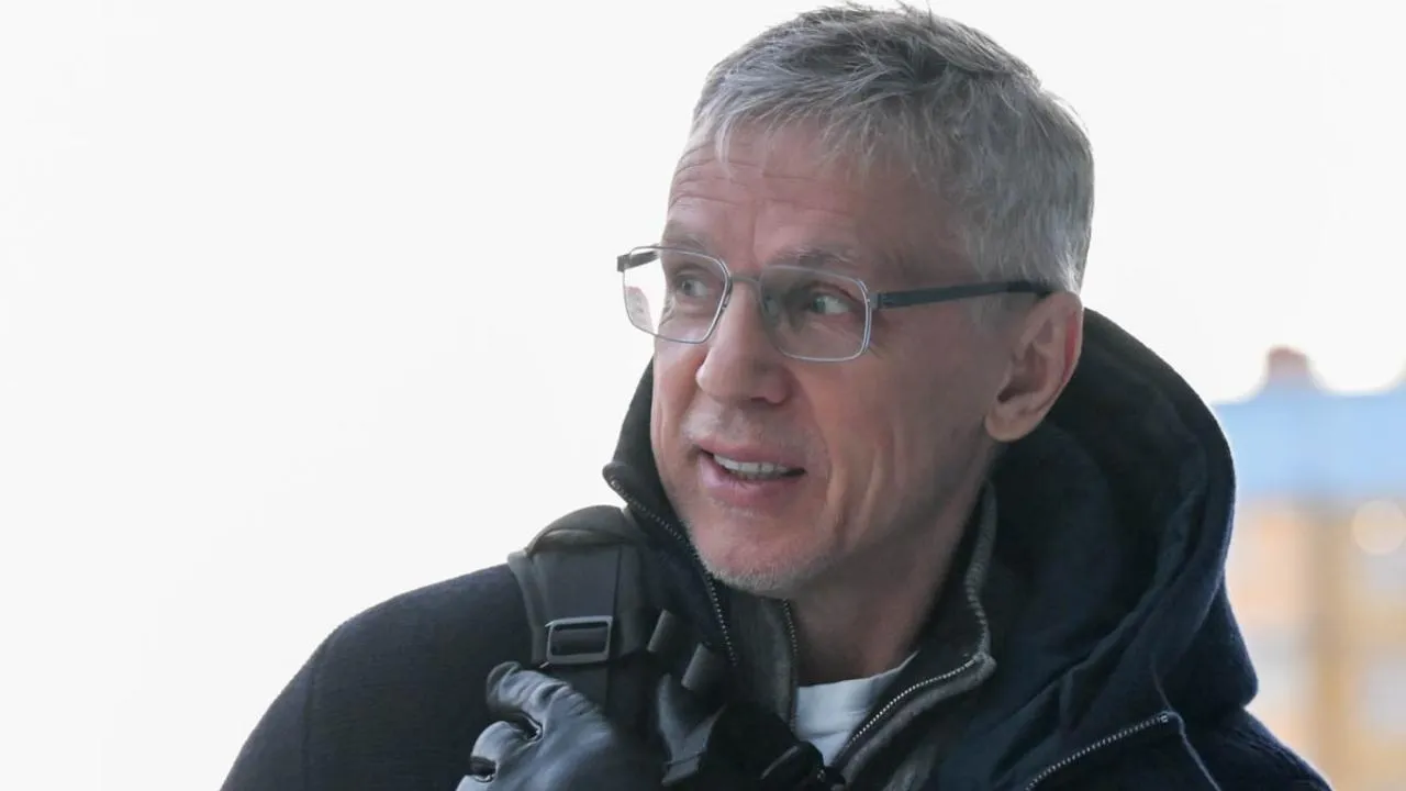 Игорь Ларионов