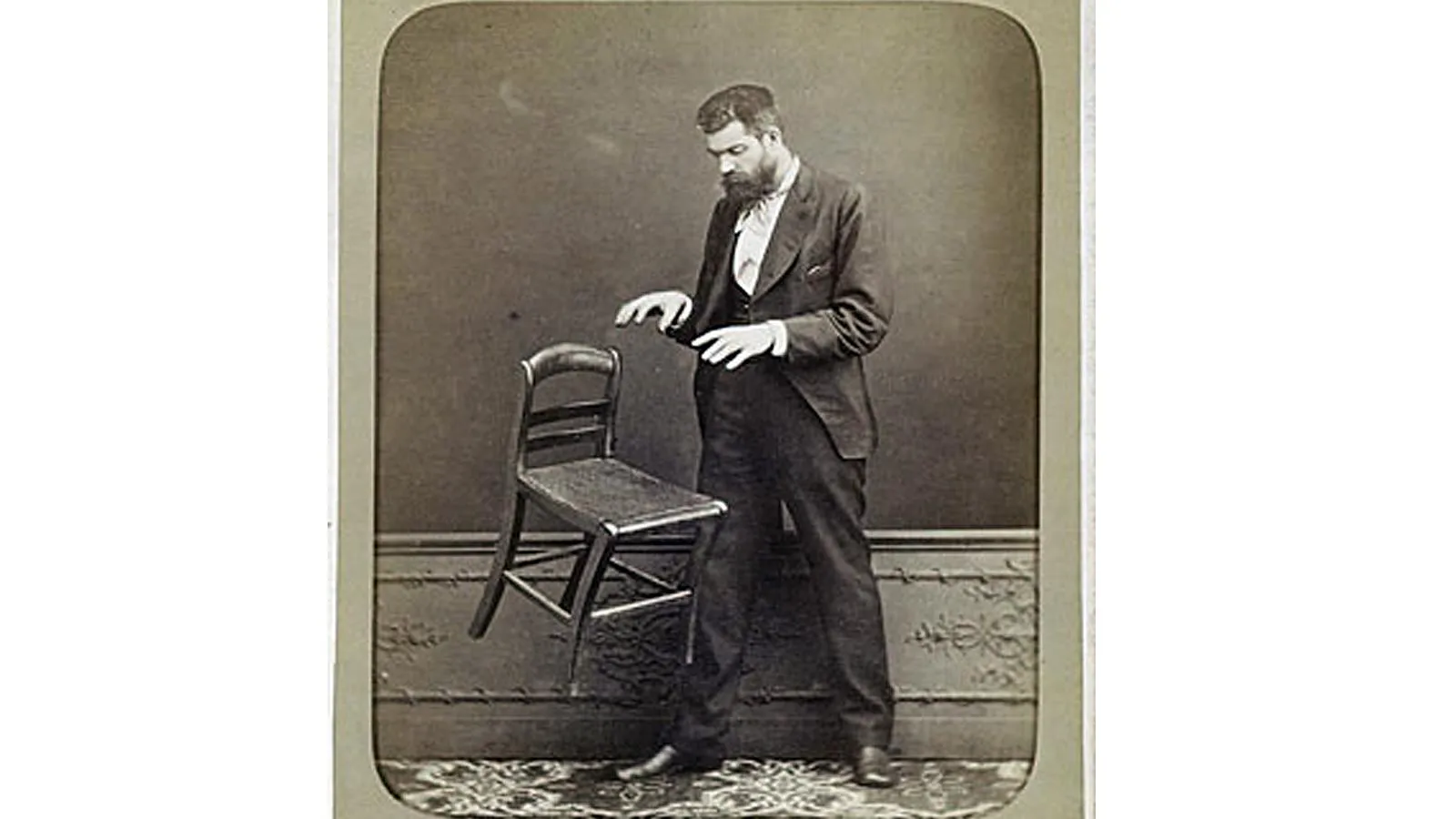 Фото возможностей психокинеза, 1875 год. За эту подделку автор отсидел год в тюрьме