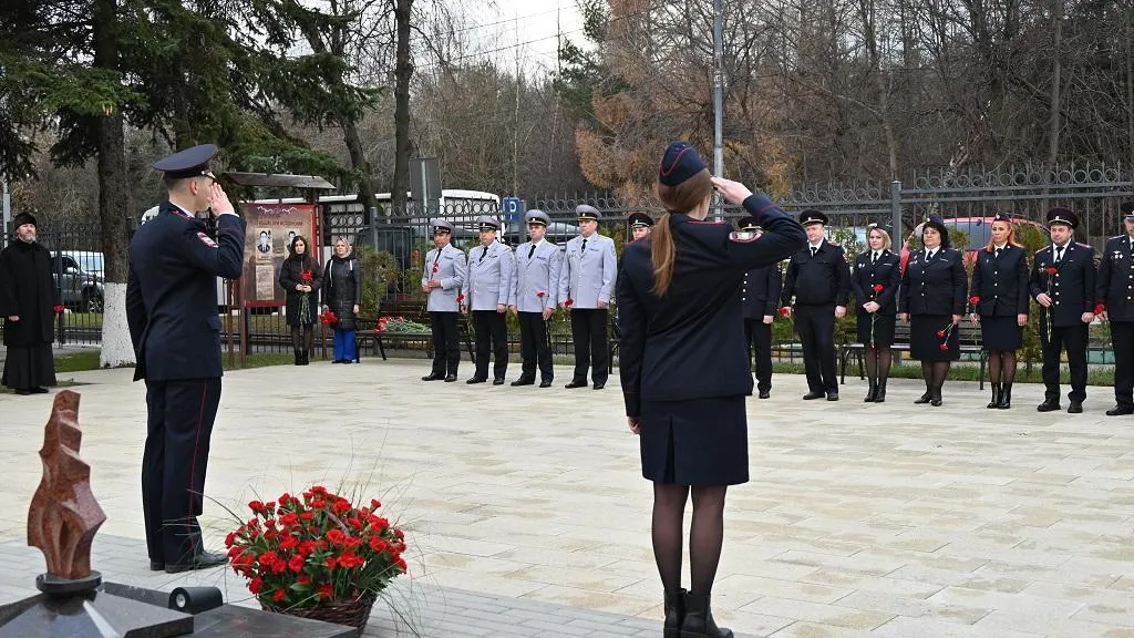 Памятная церемония. Фото: УМВД по Ленинскому