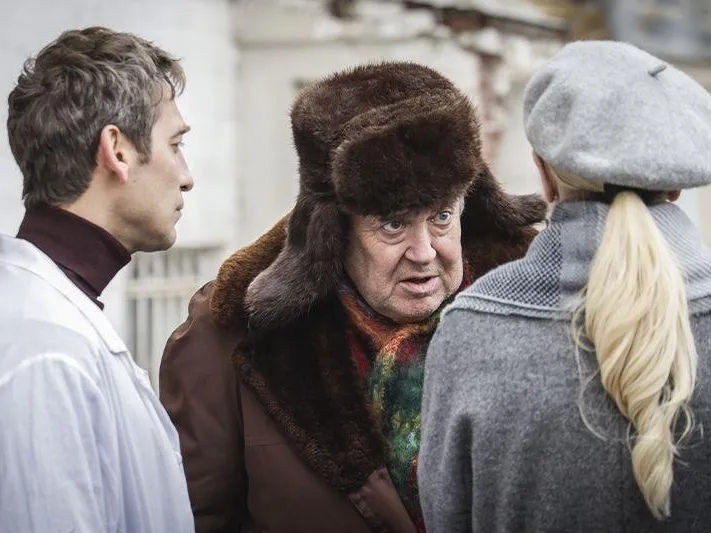 Юрий Стоянов открыл «страшную тайну» своего перевоплощения в сериале «Вампиры средней полосы»