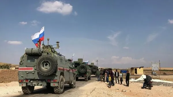 Российская военная полиция прокладывает маршруты вдоль сирийско-турецкой границы