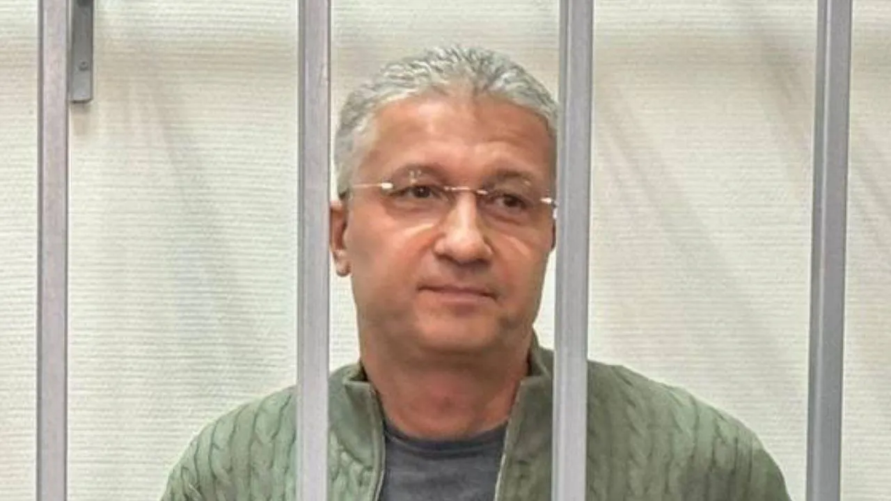 Адвокат Мусаев рассказал об адаптации экс-замминистра обороны Иванова в СИЗО