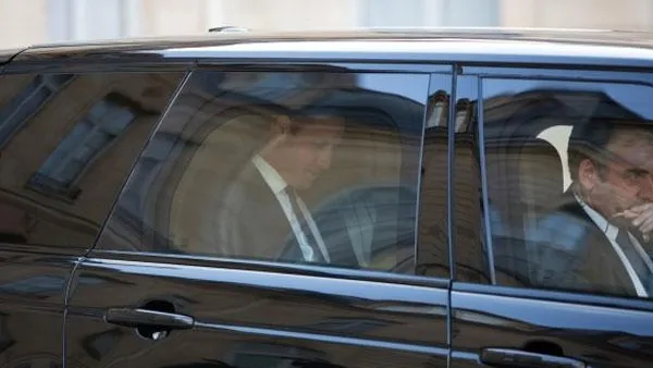 В Великобритании полицейский из кортежа принца Уильяма сбил пенсионерку